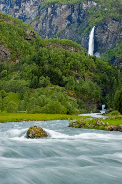 Rjoandefossen, Flamsdalen, Norway