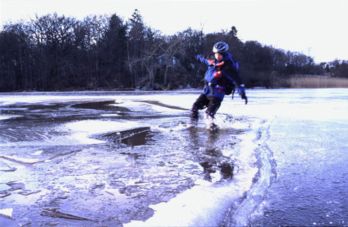 Watch+for+breaks+in+thick+ice