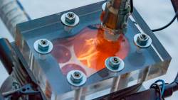 Transparent engine Transparent engine